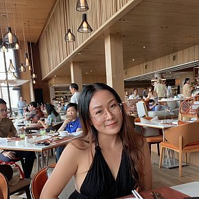 Ly-Lee escort in  offers Sexo em diferentes posições services