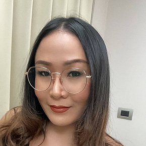Ly-Lee escort in  offers Sexo em diferentes posições services