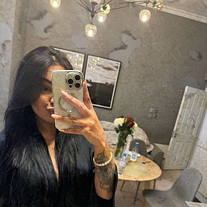 Luana Vip Escort escort in Paris offers Sesso in posizioni diverse services