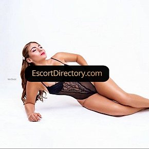 Chanel Vip Escort escort in Dubai offers Fußfetisch services