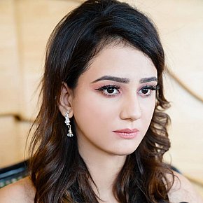 Mr escort in New Delhi offers Venida en el cuerpo (COB)
 services