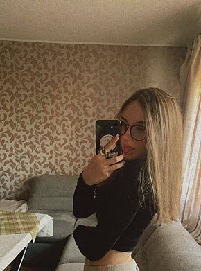 Aurora Natürlich escort in Eilat offers Blowjob ohne Kondom services