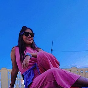 LOVEPREET-KAUR Deportista escort in Delhi offers Besar
 services