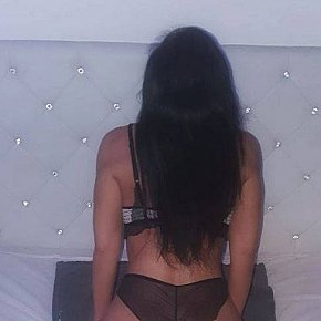 Hot-woman escort in 