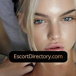 Lella Vip Escort escort in Bratislava offers Mamada sin condón tragando
 services