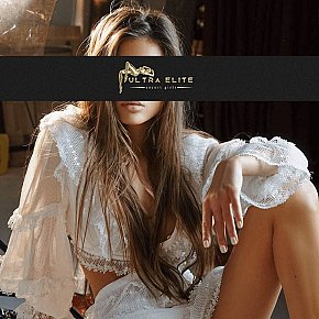 Kristina Modelo/exmodelo
 escort in London offers Posición 69 services