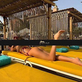 Luna Modella/Ex-modella escort in London offers 69 Position services
