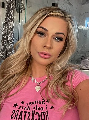 Christine_B escort in Toronto offers Finalizare în Gură services
