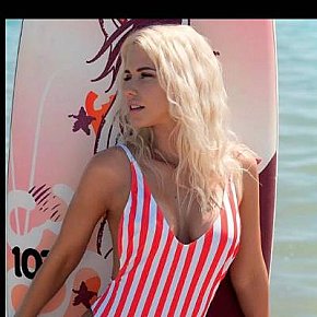 Katy Sâni Mari
 escort in London offers Oral fără Prezervativ cu Finalizare services