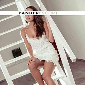 Lucia escort in Munich offers Falar palavrão services