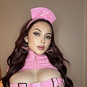 Katrin College Girl
 escort in Hamburg offers Sărut services