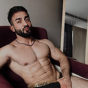 Elmaritto Muskulös escort in Istanbul offers Erotische Massage services