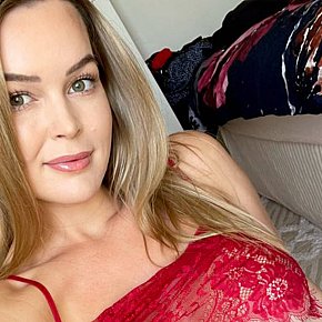 Irlda Mûre escort in Wien offers Ejaculation dans la bouche services