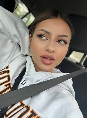 Isabella Mignonă escort in Manchester offers Sex în Diferite Poziţii services