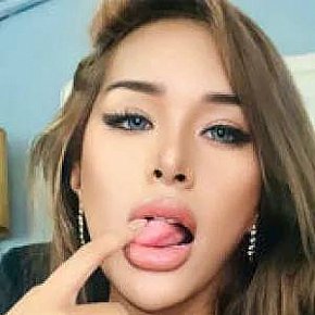 Minaz Matura escort in Ajman offers Sega services