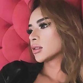 Minaz Matura escort in Ajman offers Sega services