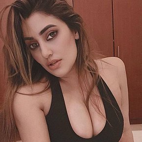 maika Completamente Natural escort in Doha offers Massagem erótica services