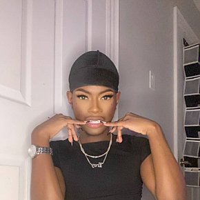 Brooklyn Modella/Ex-modella escort in Brampton
