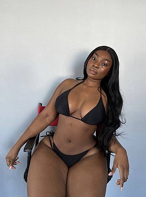 Mayammmm Garota Fitness escort in Doha offers Beija se rolar química services
