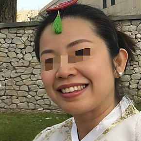 Lee-Chew-Yoong Mûre escort in  offers Ejaculation faciale services