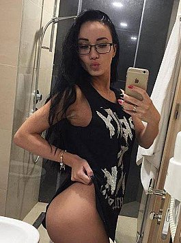Real-Brunette