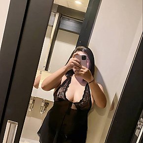 Alika Posterior Mare escort in Kuta Bali offers Lenjerie services