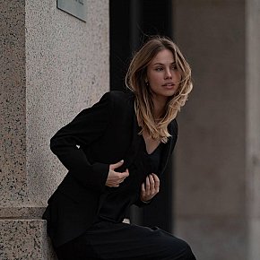 Teresa Muskulös escort in Stockholm offers Sex in versch. Positionen services