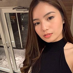 Elmozaa Vip Escort escort in Kuta Bali offers Linsul şi Suptul Testiculelor services