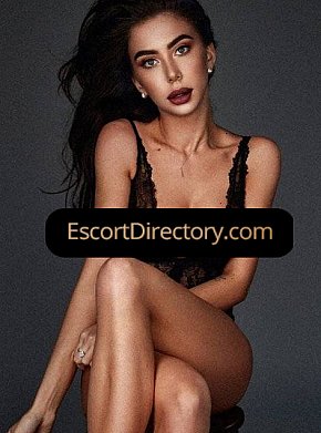 Viena escort in Palermo offers Cumshot on body (COB) services