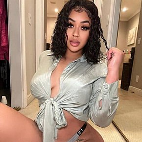 Melisa Mûre escort in Calgary offers Pipe sans capote services