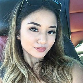 Krizza Mignonă escort in Manila offers Sex în Diferite Poziţii services