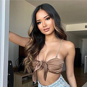 Krizza Mignonă escort in Manila offers Sex în Diferite Poziţii services