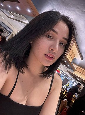 bella-tan escort in Kuta Bali offers Oral fără Prezervativ services