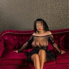 Discreet-Lady Madura escort in 