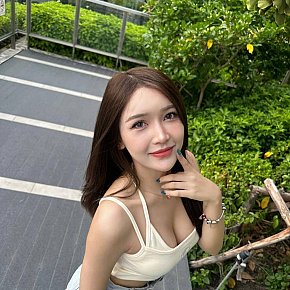 Shaquilla Vip Escort escort in Kuta Bali offers Experiência com garotas (GFE) services