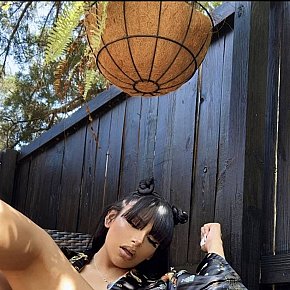 Kiran-Lola escort in Berlin offers Sexo en diferentes posturas
 services