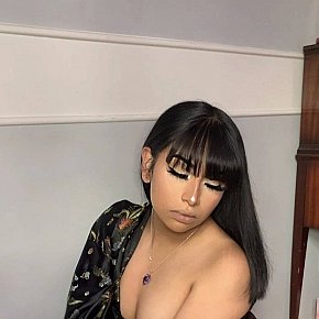 Kiran-Lola escort in Berlin offers Sexo en diferentes posturas
 services