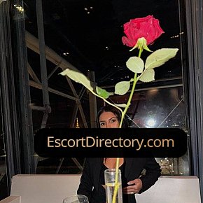 Zoe escort in Athens offers Körperbesamung services