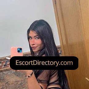 Estrella escort in Barcelona offers Mistress (soft) services