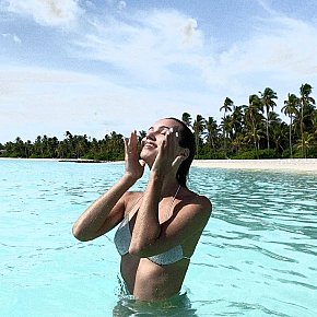Alice escort in Palma de Mallorca offers Masaj Senzual Integral services