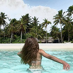 Alice escort in Palma de Mallorca offers Masaj Senzual Integral services
