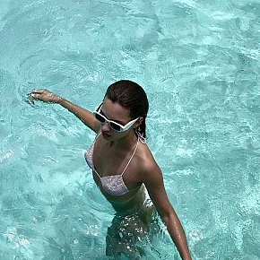 Alice escort in Palma de Mallorca offers Masaj Senzual Integral services
