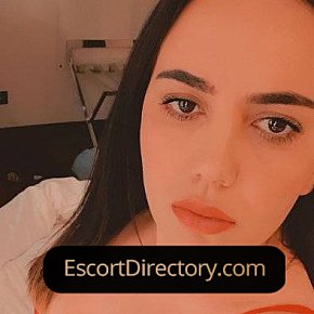 Ayla escort in Doha offers Sega services