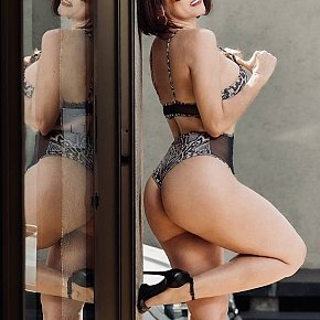 Ester Natürlich escort in Brasilia DF