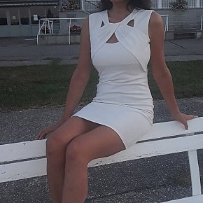 Carmen Vip Escort escort in Vienna offers Erotic massage services