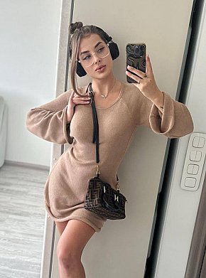 Margo Superpeituda escort in Moscow offers sexo oral sem preservativo até finalizar services