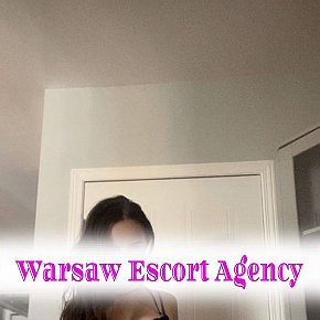 Paula Model/Ex-Model escort in Warsaw offers Intimmassage services