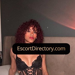 Chloe Vip Escort escort in Wien offers BDSM services