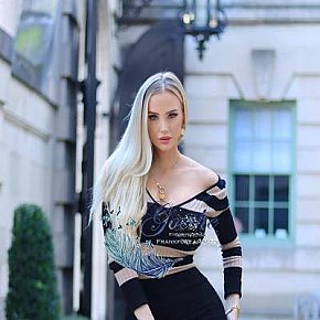 Melisa Natürlich escort in Frankfurt offers Sex in versch. Positionen services