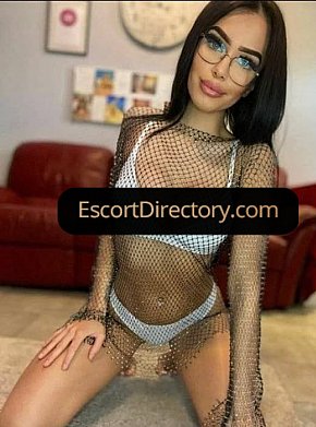 Melissa Vip Escort escort in Bucharest offers Masaje erótico
 services